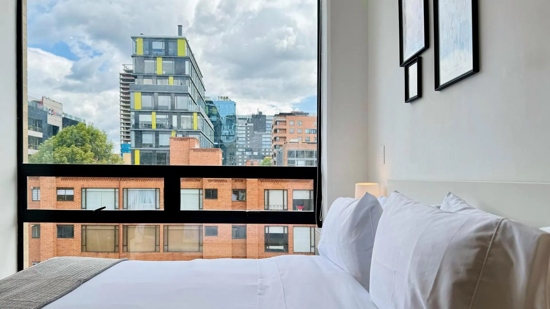 Nuevetres By Wynwood House Apartment Bogota