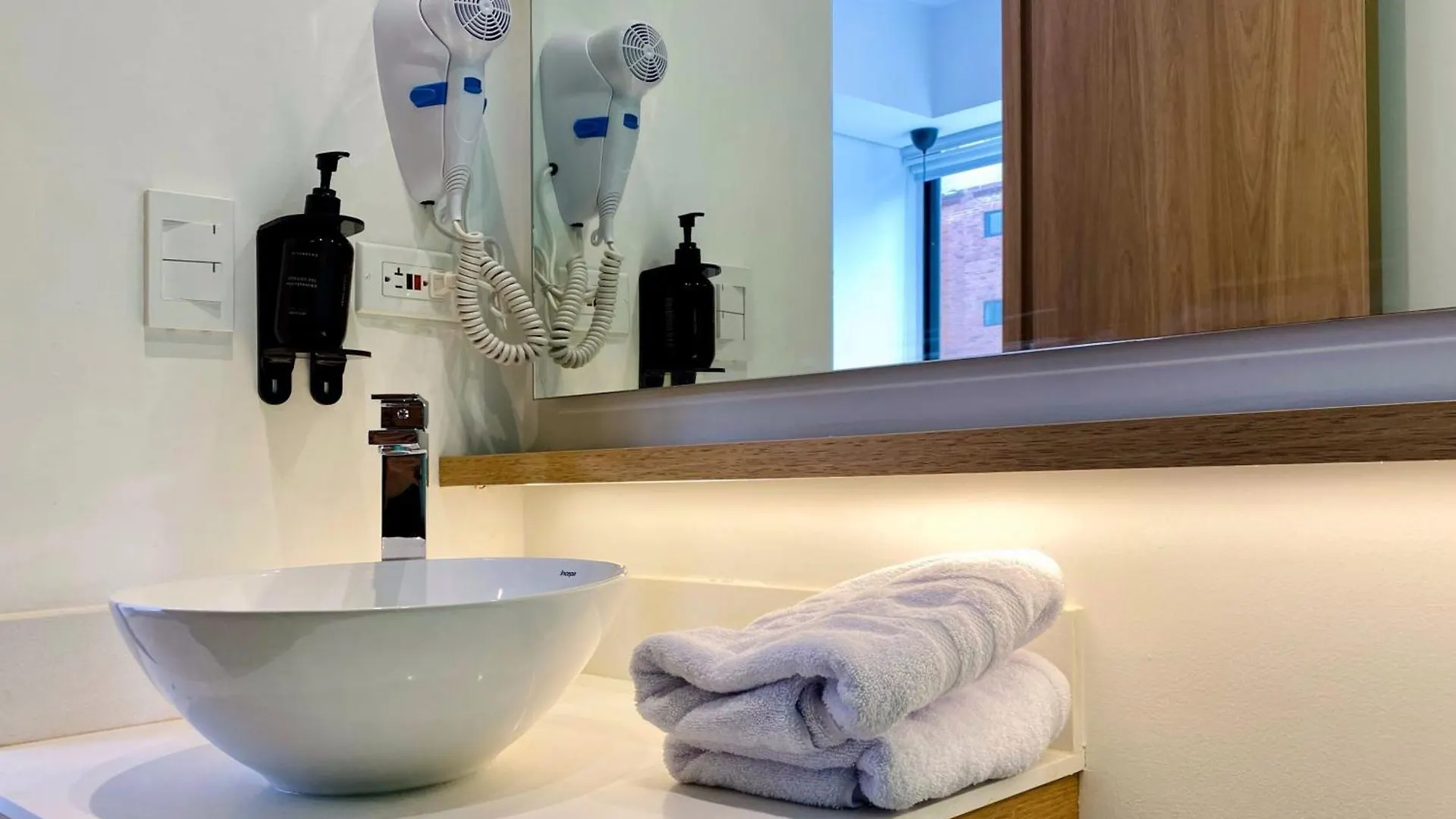 Nuevetres By Wynwood House Apartment Bogota 0*,  Colombia