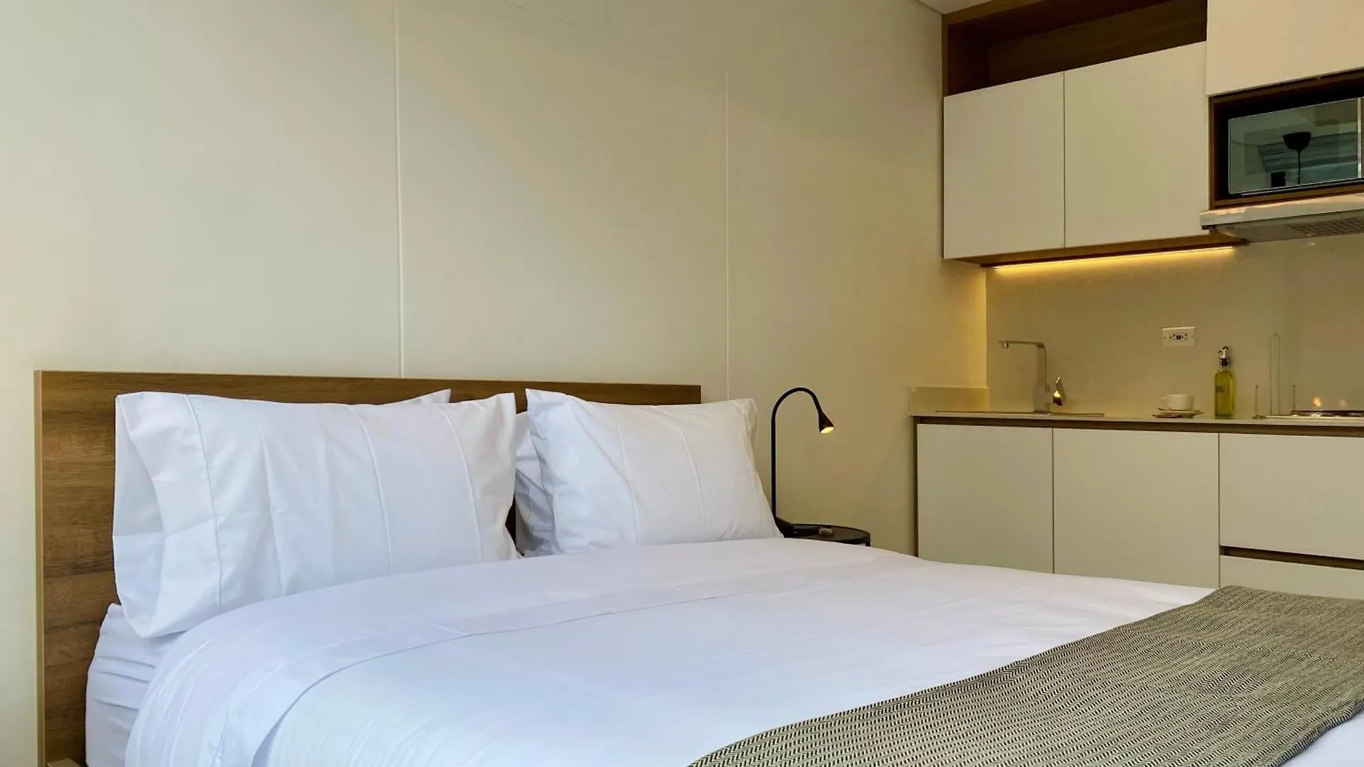 Nuevetres By Wynwood House Apartment Bogota